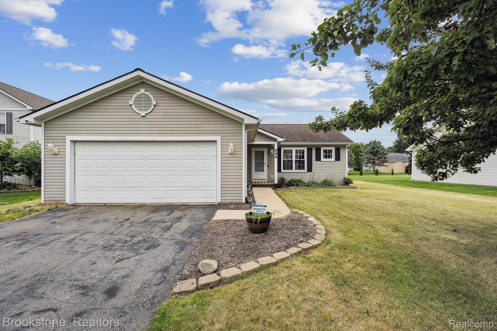 696 Jessica Circle