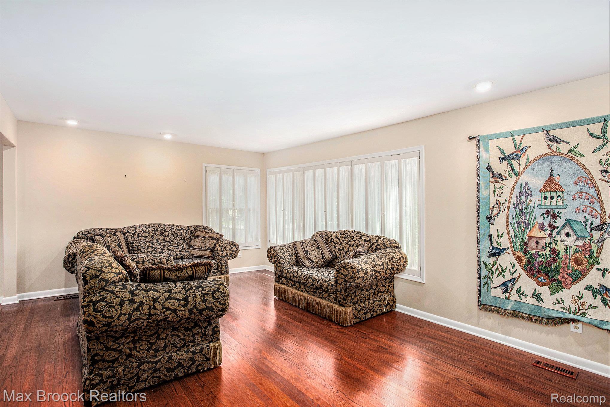 5622 Powder Horn Drive