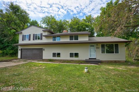 1112 Lask Drive Flint Charter Township MI 48532