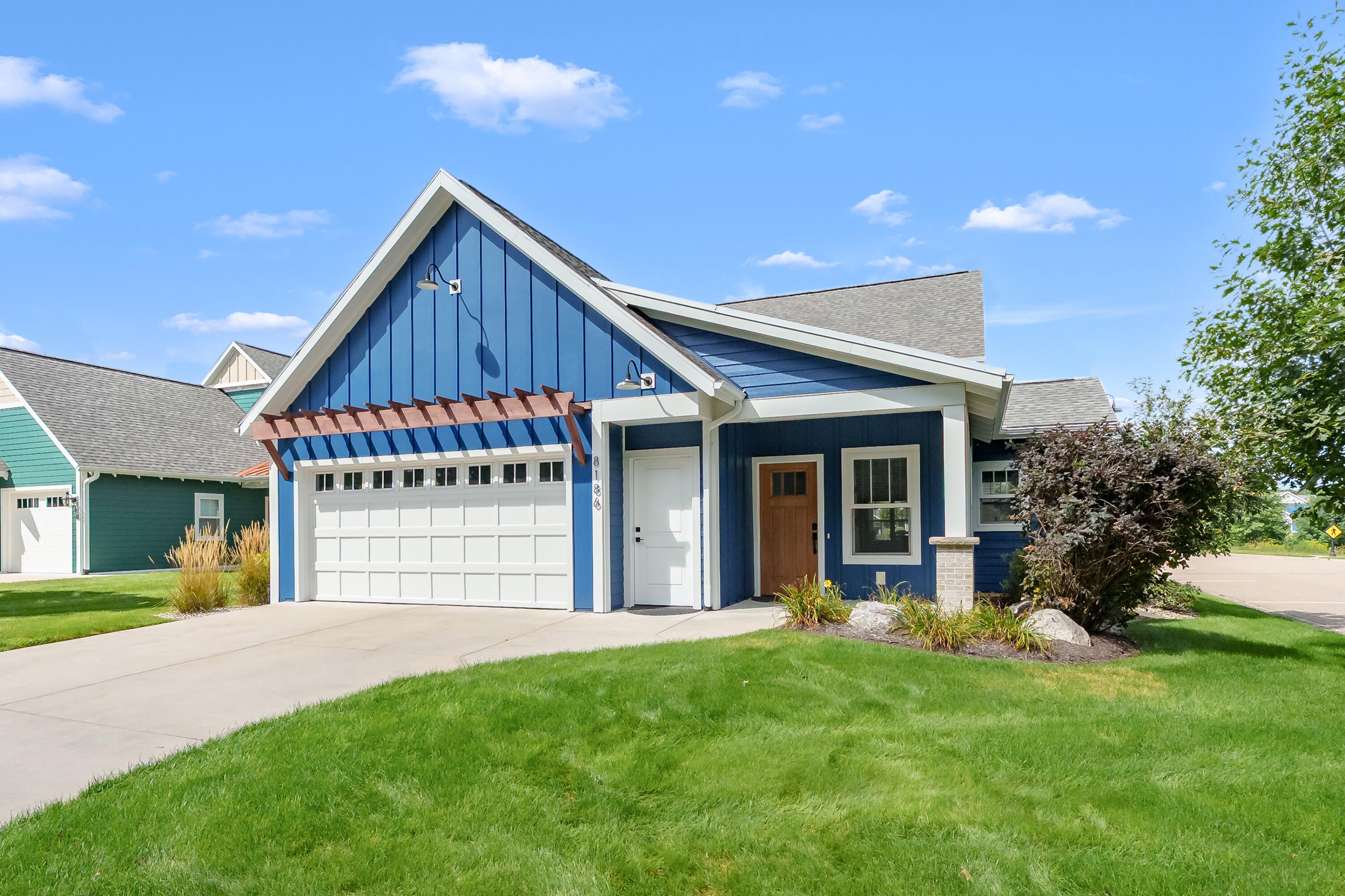 8186 Shooting Star Lane