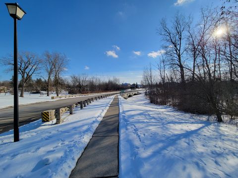 A home in GrandBlancCharterTownship_Genesee