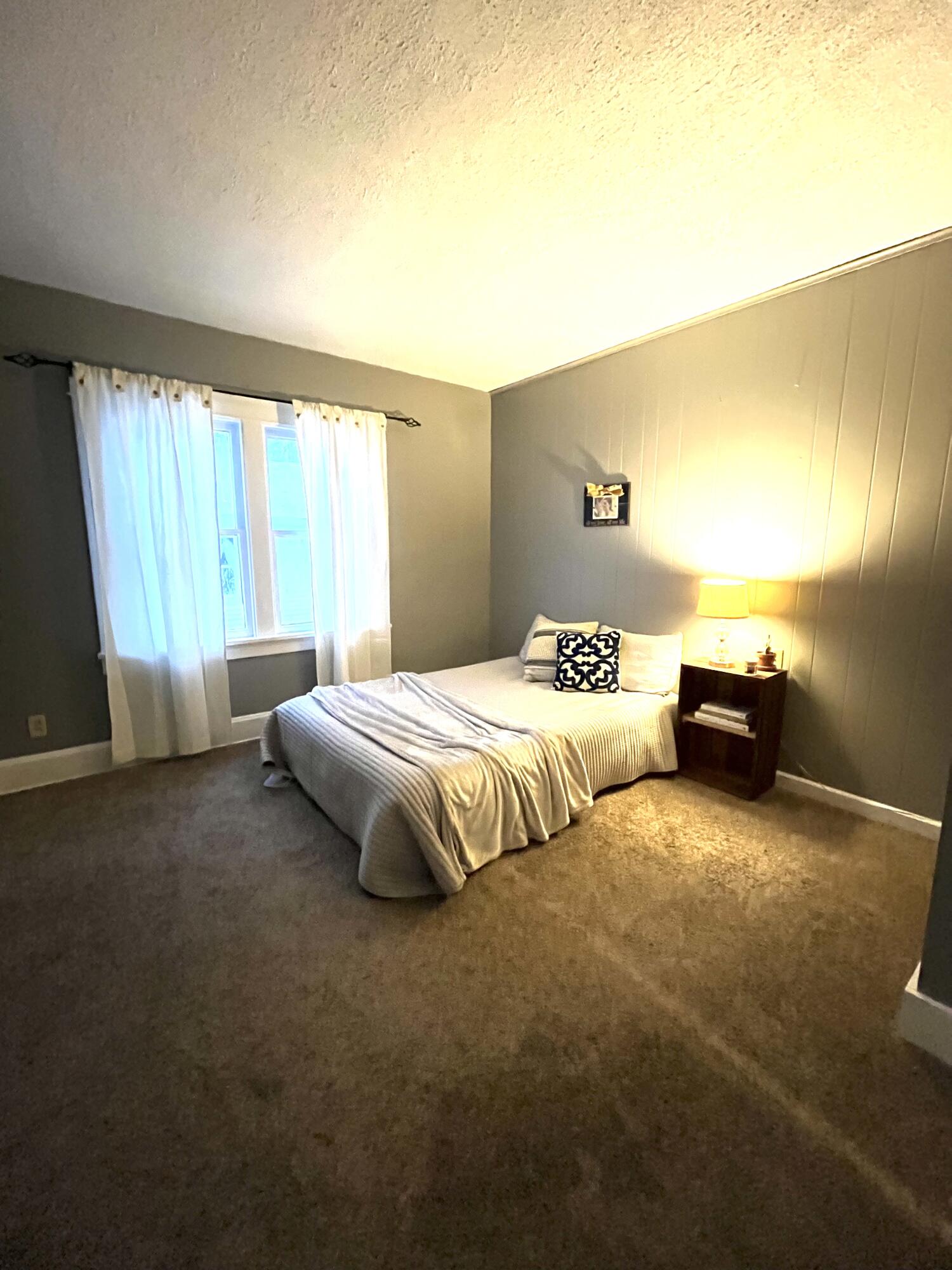 208 E Electric Court