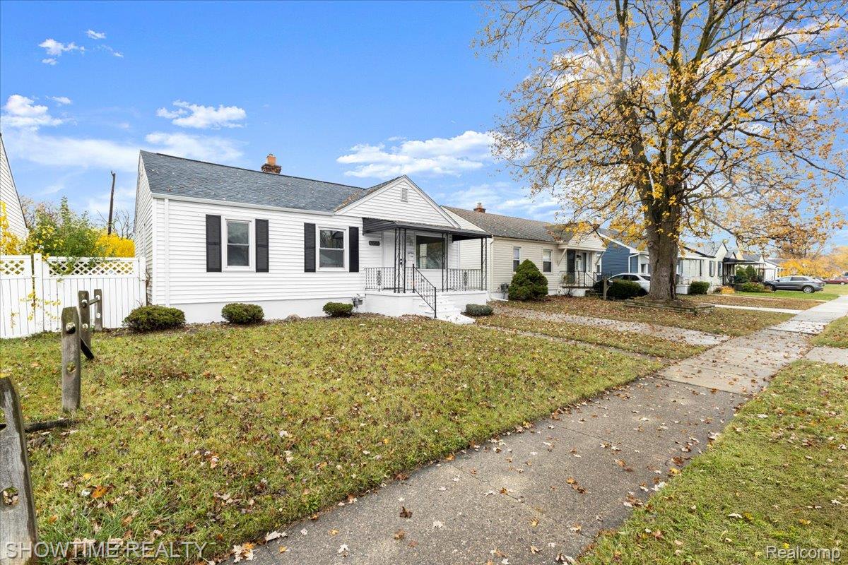 26400 Blumfield Street