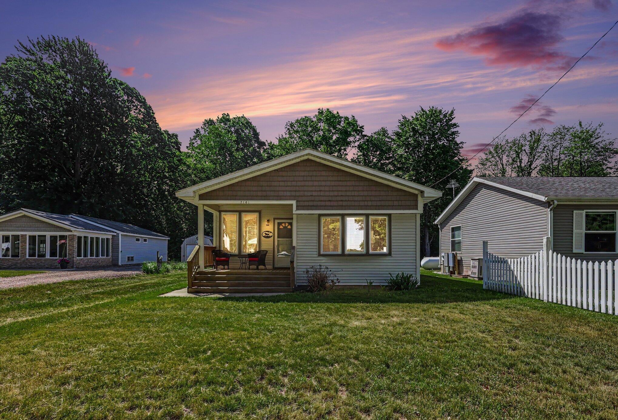 7161 E Lakeshore Drive