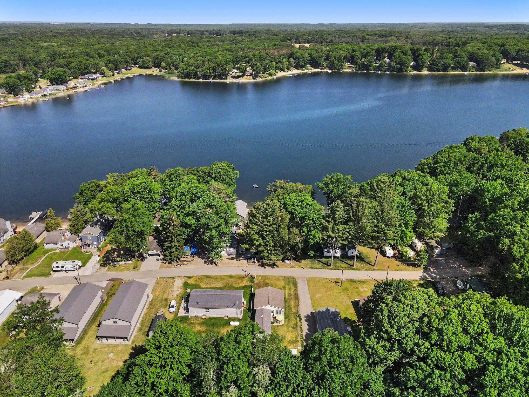 7161 E Lakeshore Drive