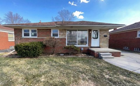 29212 Ursuline Street St Clair Shores City MI 48081