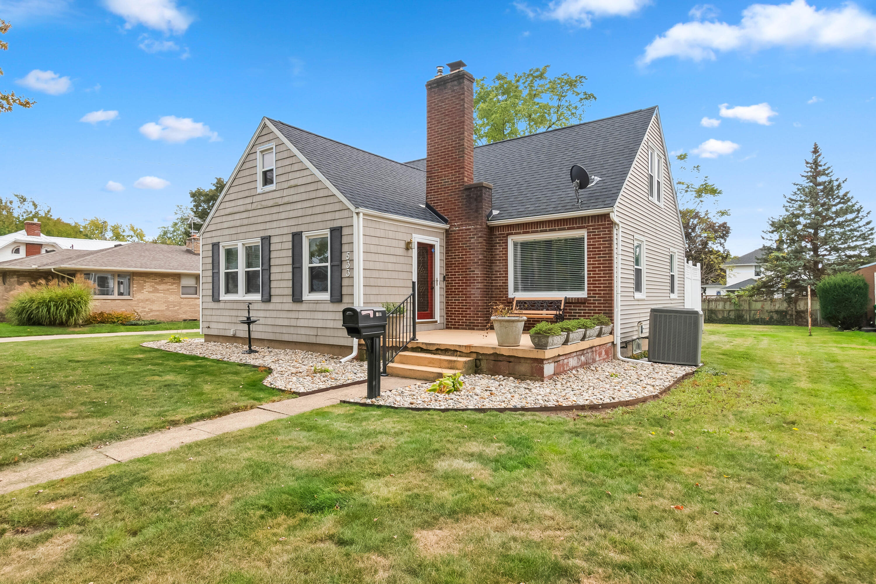 533 W Territorial Road