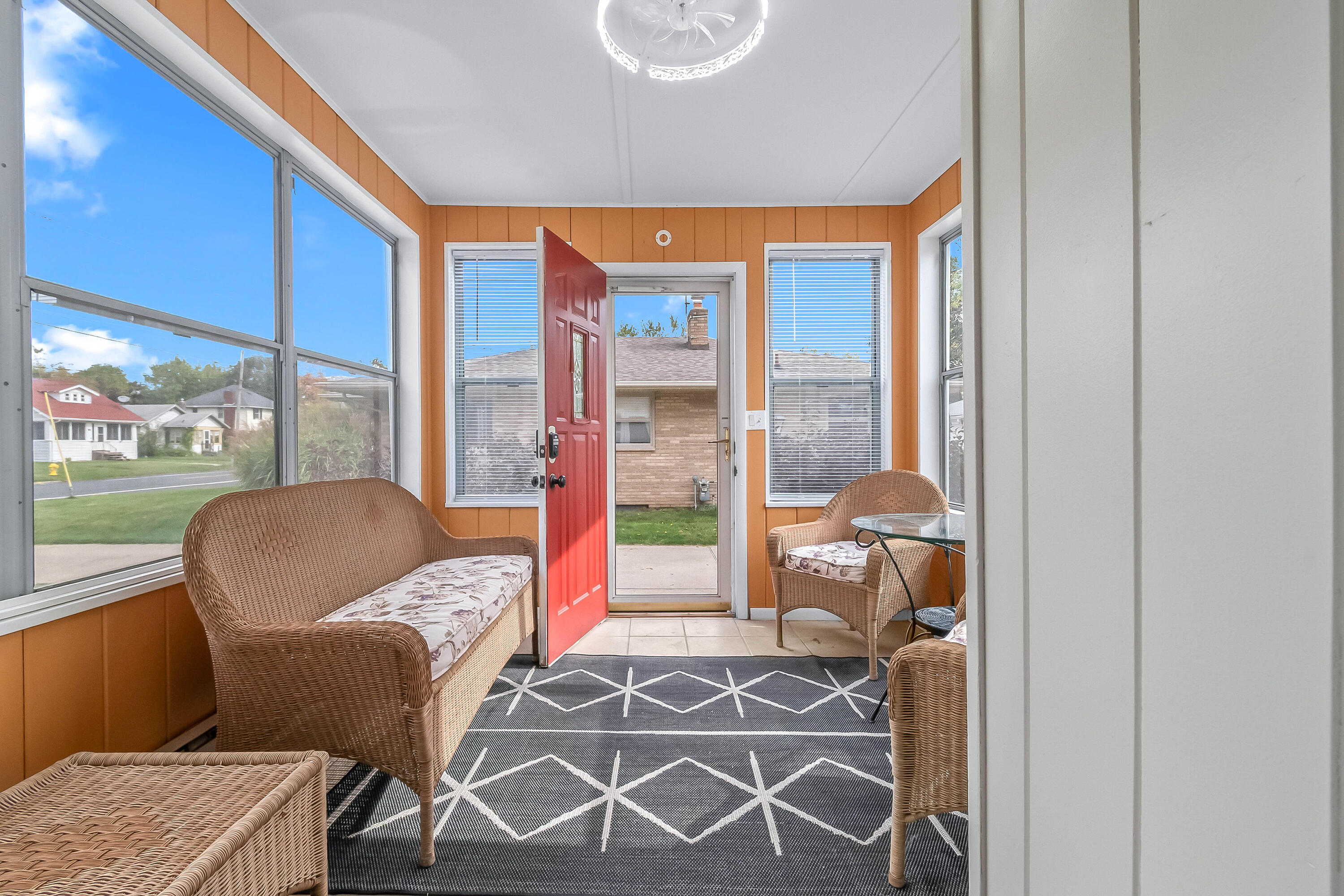 533 W Territorial Road