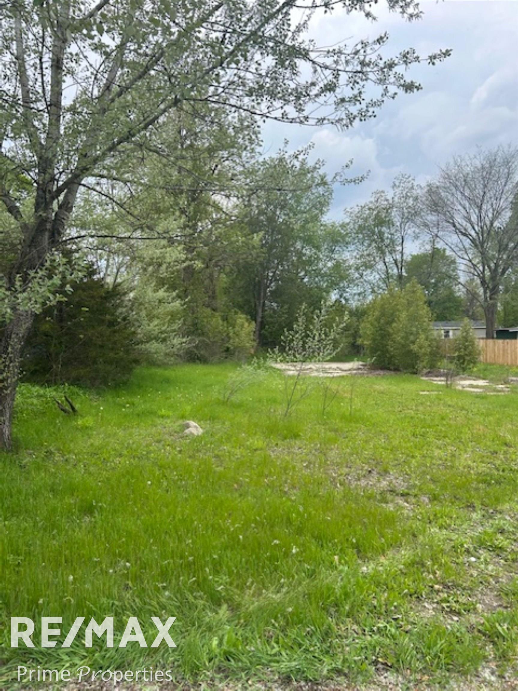 418 Locust Street