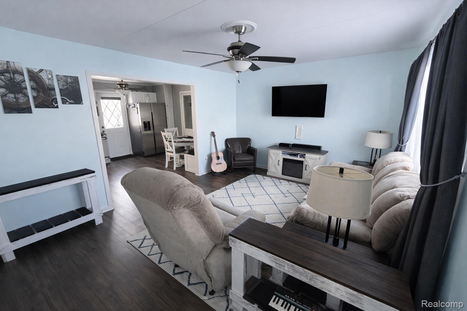 6101 Woodsdale Drive