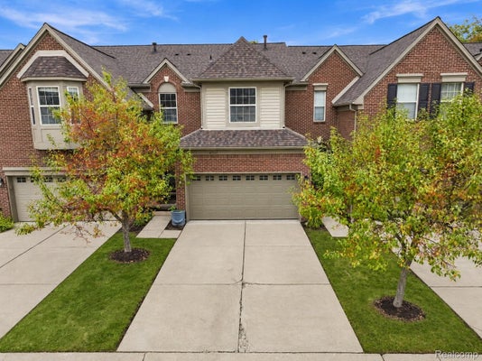 41351 N MAPLEWOOD DR, CANTON, MI 48187 - Image 3d5973352e6f8acf5eda1f6deee0220a/3746210334