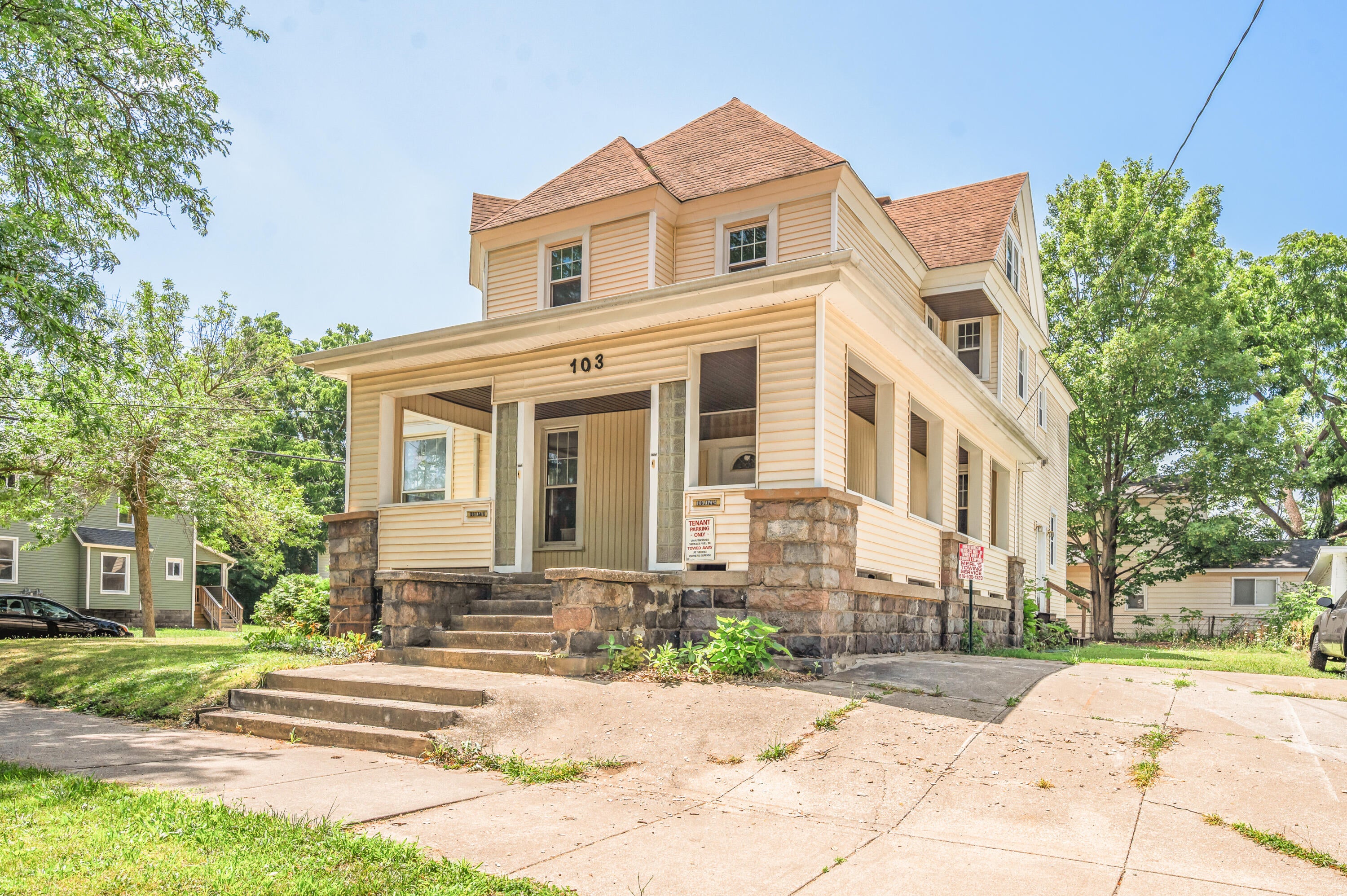 103 National Avenue NW