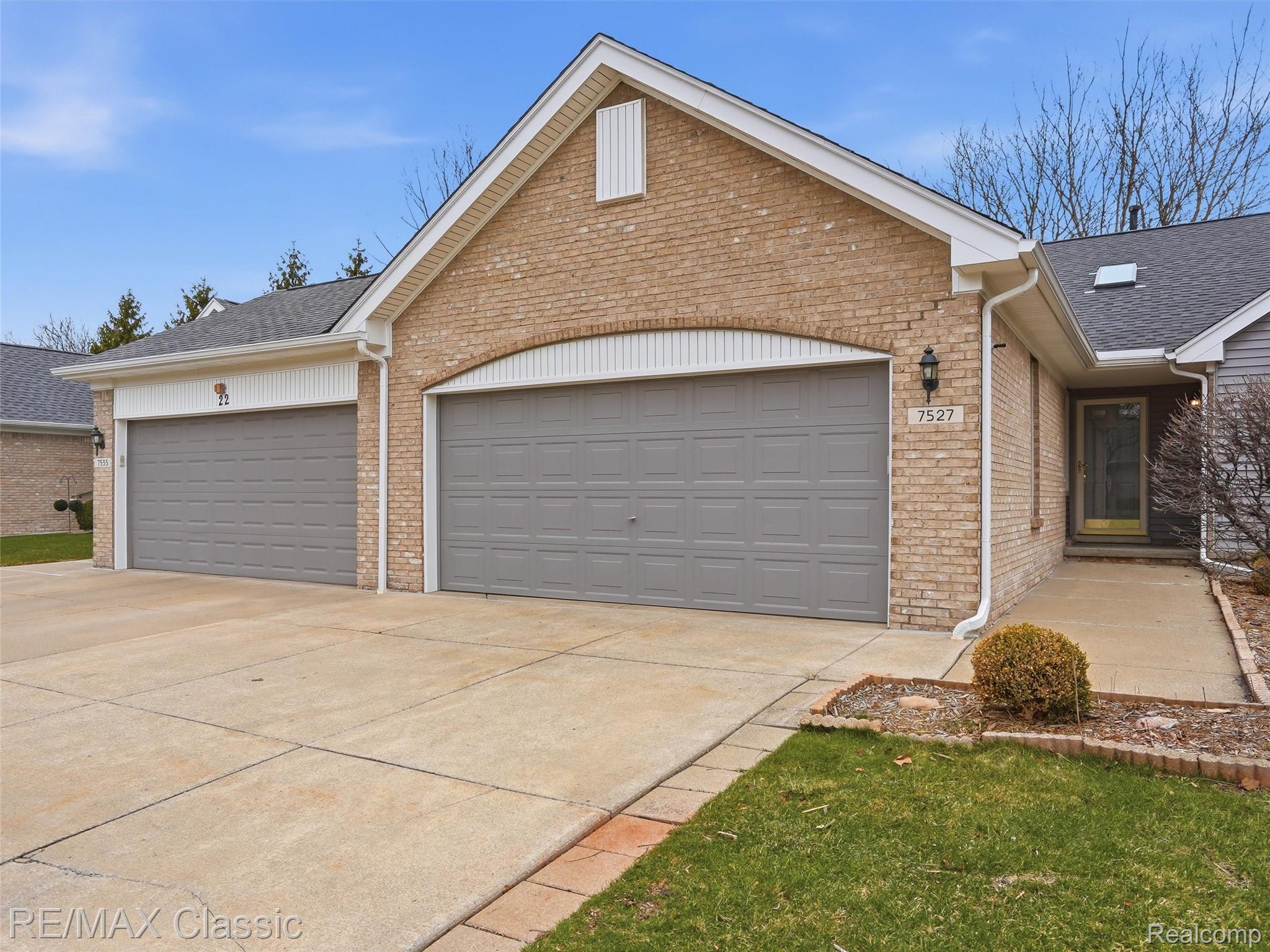 7527 Green Meadow Lane 115