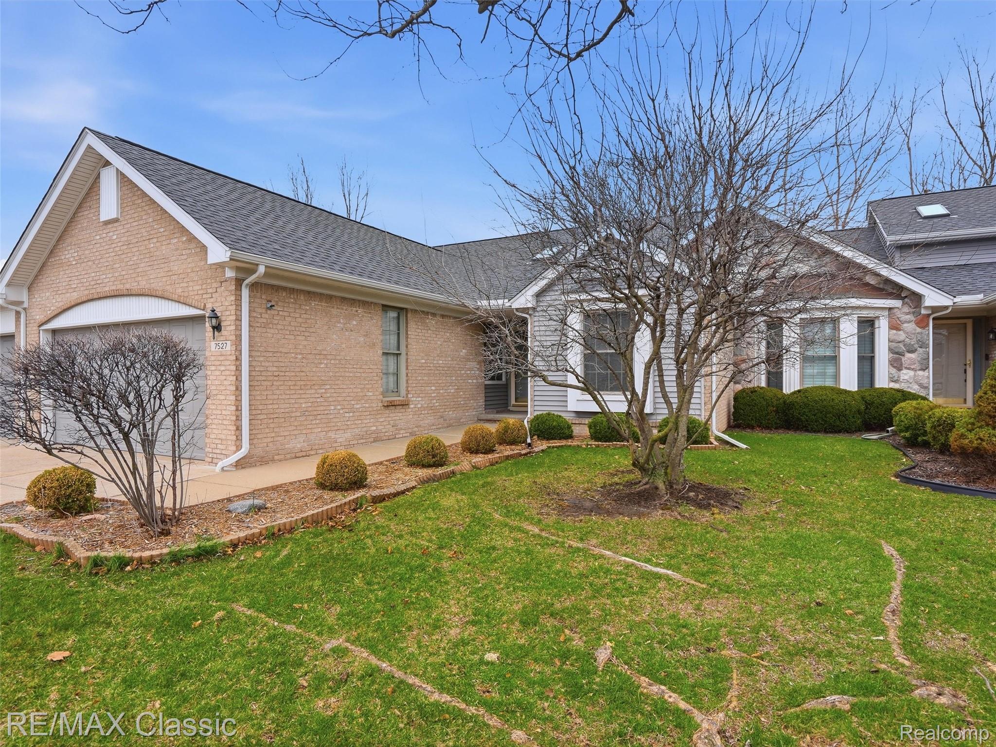 7527 Green Meadow Lane 115