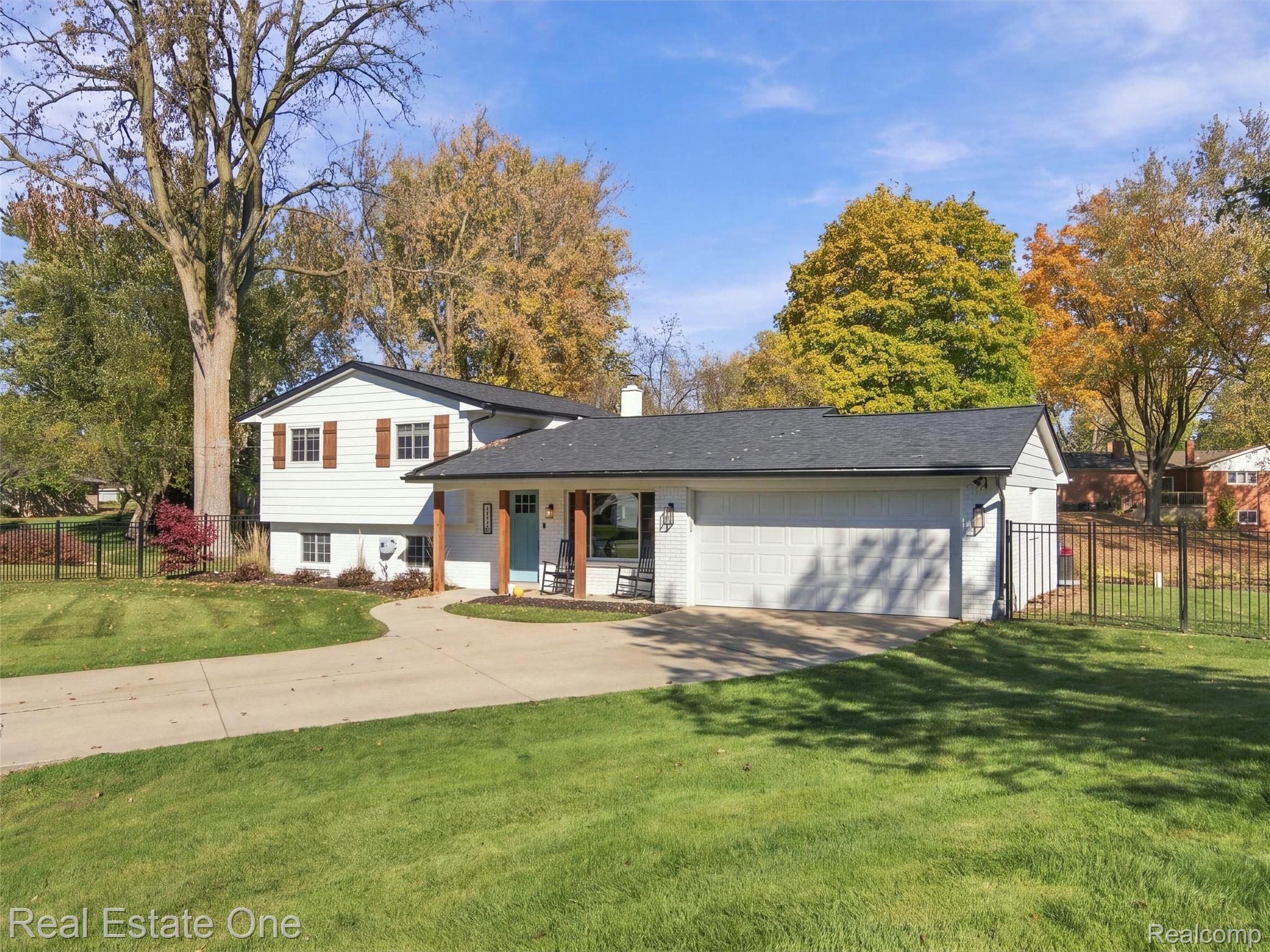 7134 Buttercup Lane
