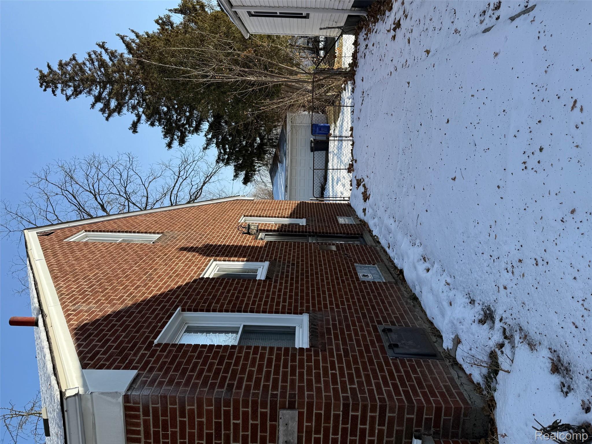 7682 Piedmont Street