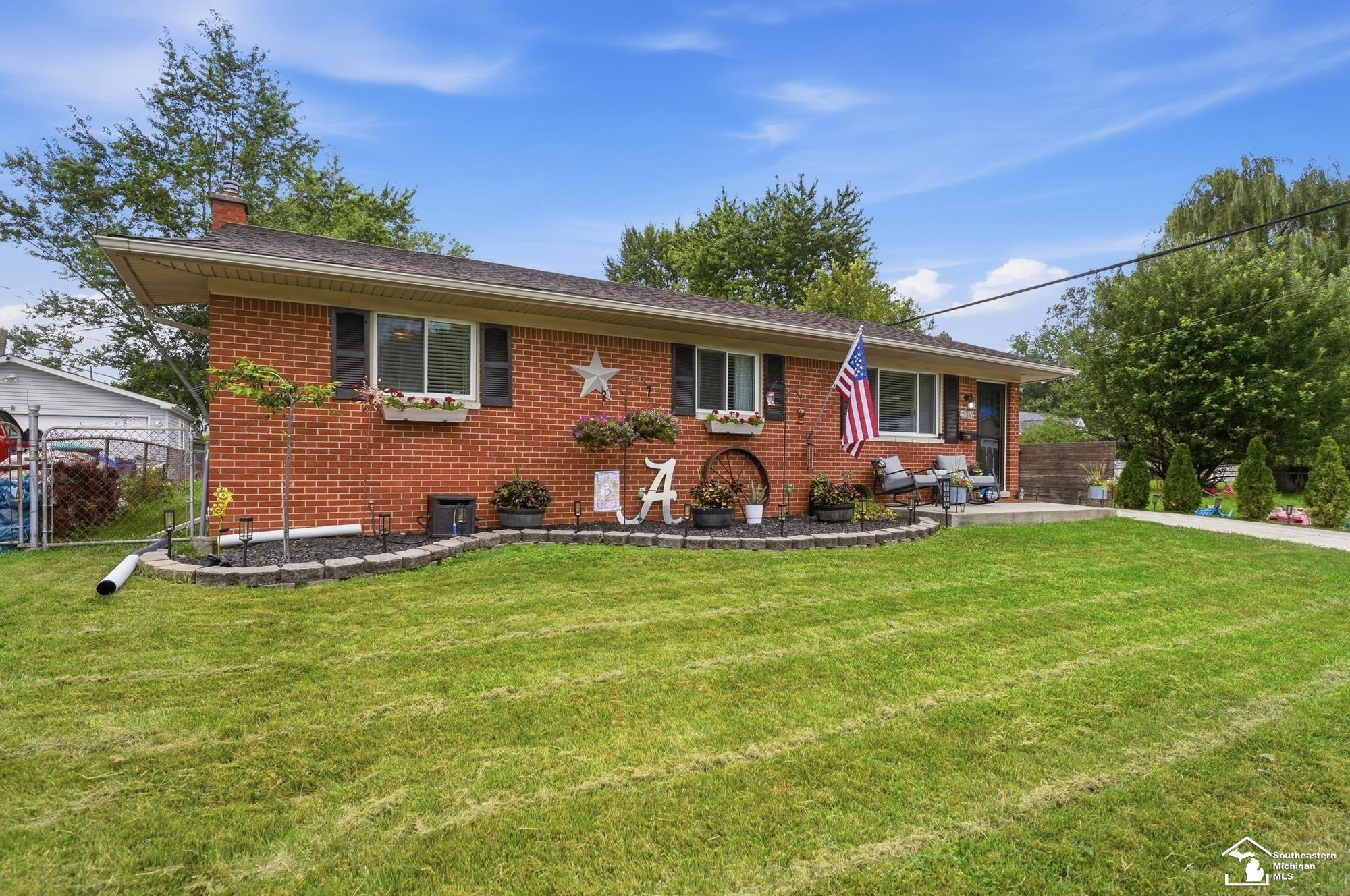 31510 Silver Creek Lane
