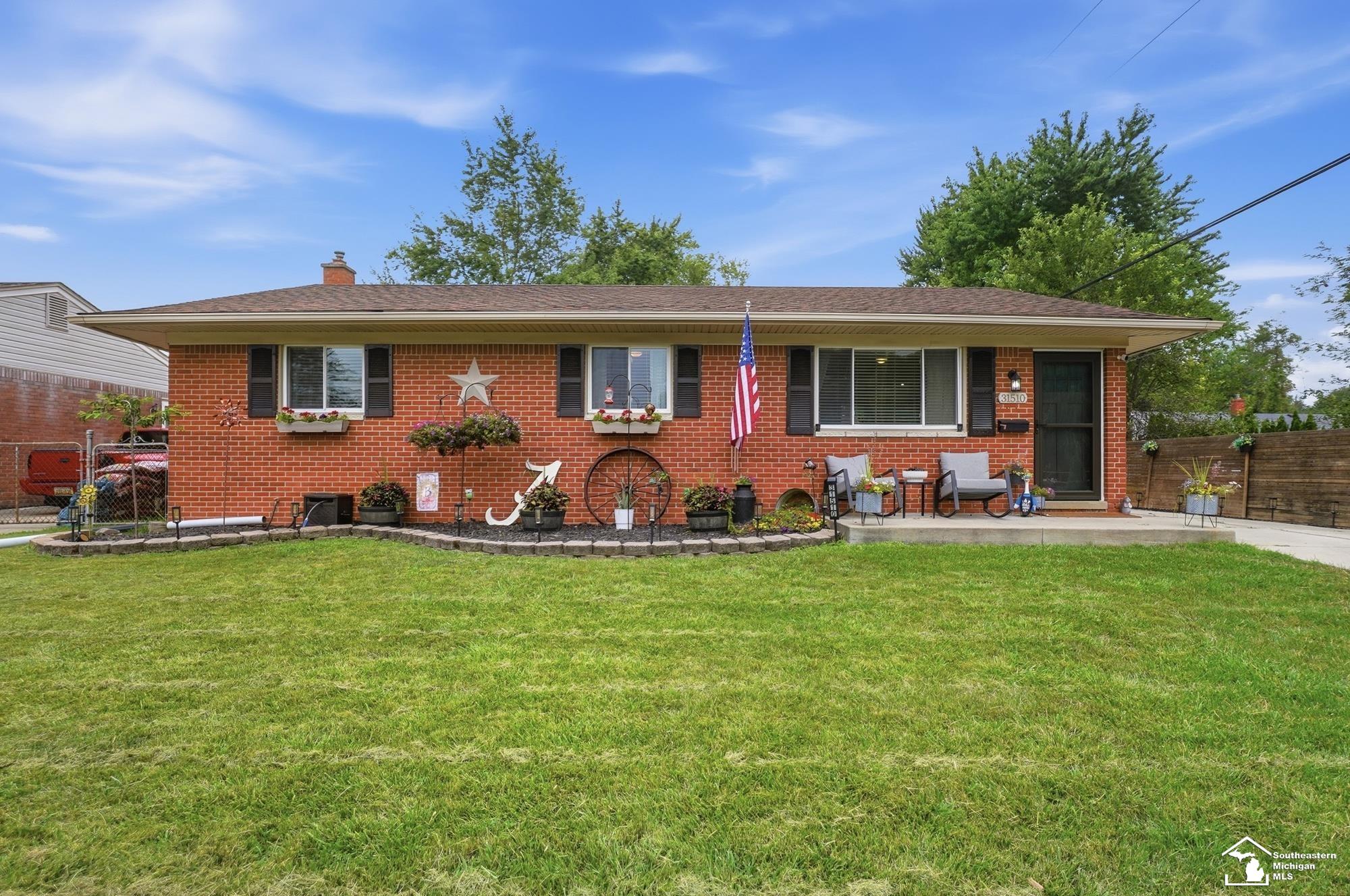 31510 Silver Creek Lane