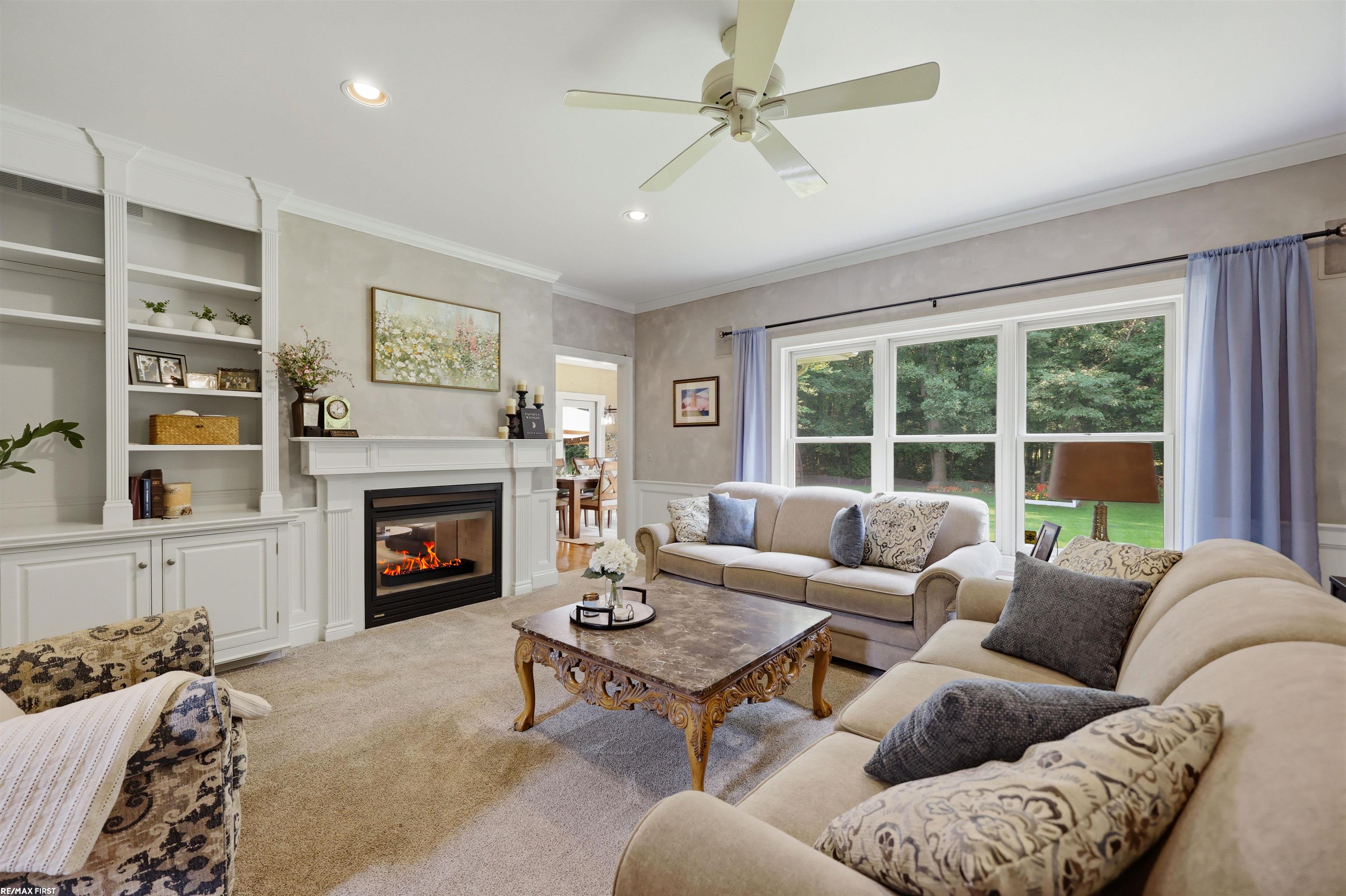 12294 Parkside Circle