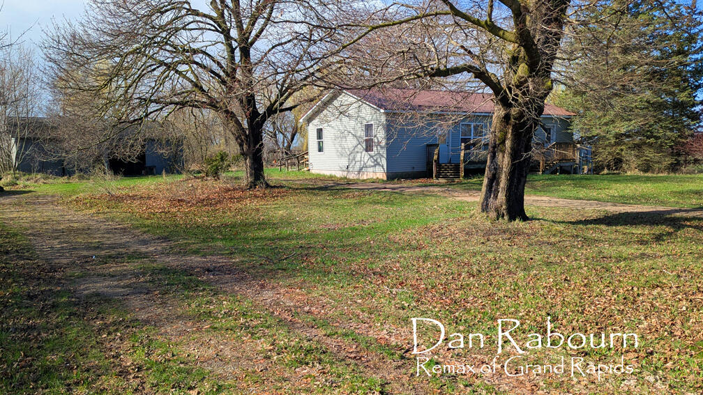 1185 11 Mile Road