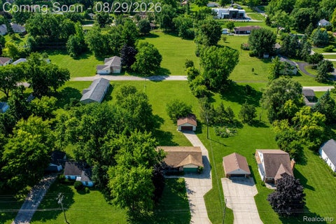 Tiny photo for 704 E Lovell Drive, Troy City, MI 48085 (MLS # 20261065320)