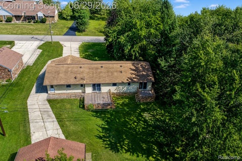 Tiny photo for 704 E Lovell Drive, Troy City, MI 48085 (MLS # 20261065320)