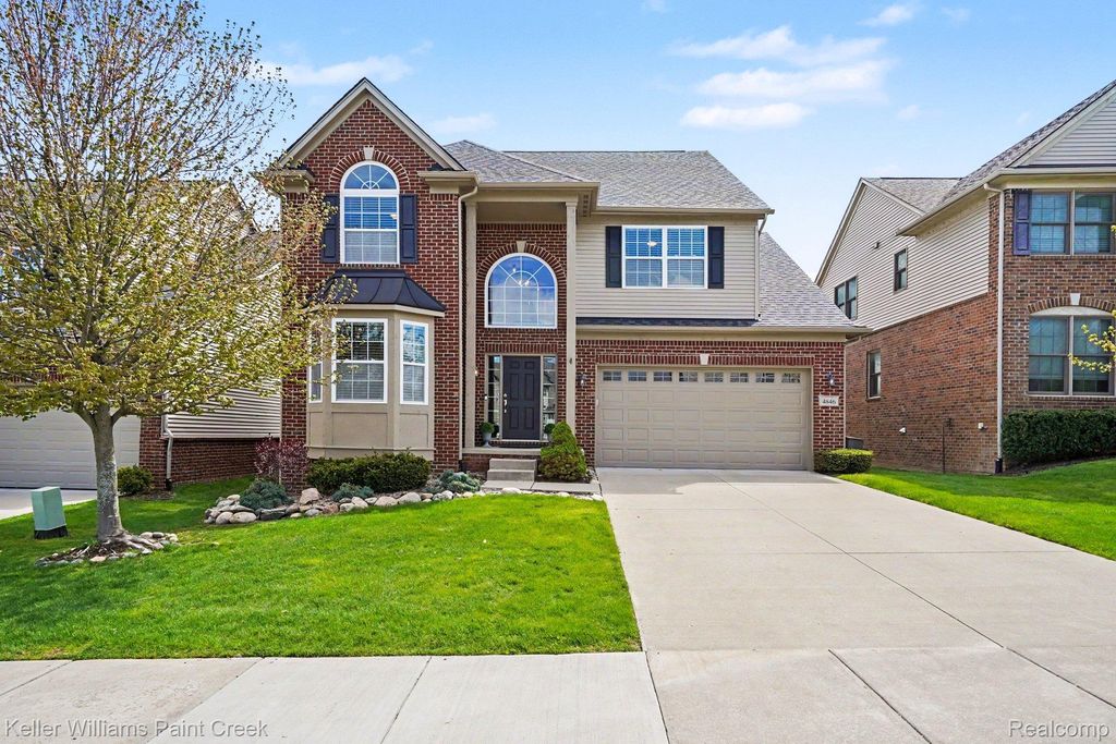 Photo of 4846 E Stonegate Circle, Oxford Charter Township, MI 48359 (MLS # 20261041976)