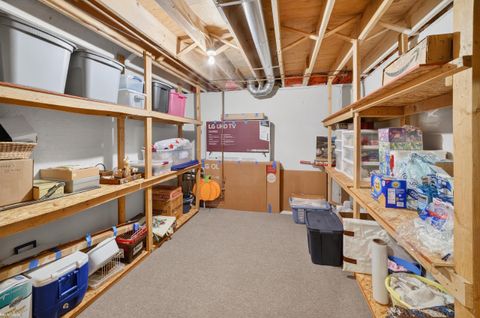 Tiny photo for 54413 Cambridge Drive, Shelby Charter Township, MI 48315 (MLS # 58050201254)