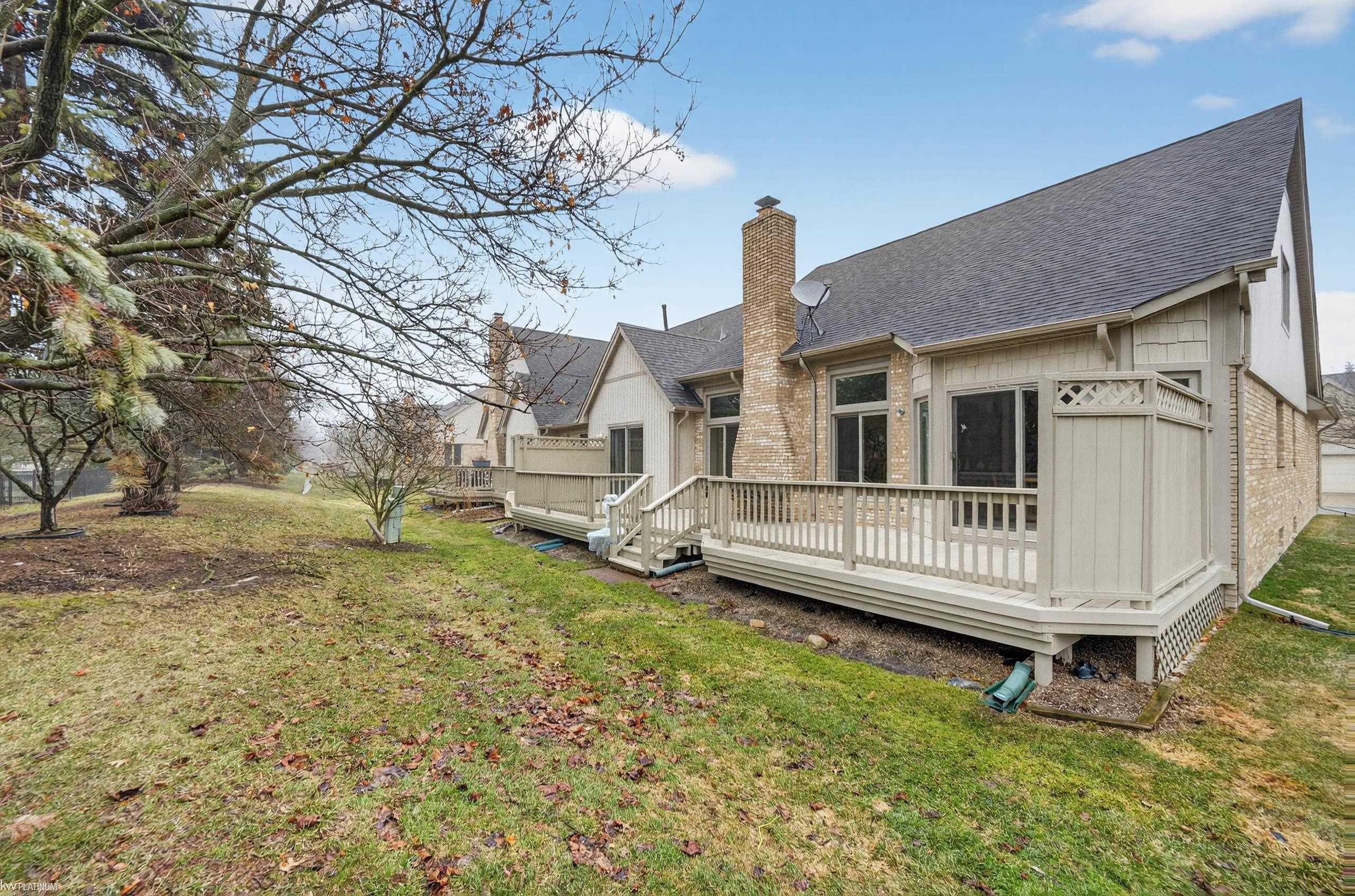 54413 Cambridge Drive