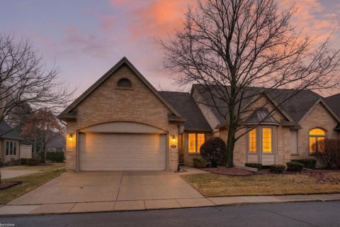 54413 Cambridge Drive Shelby Charter Township MI 48315