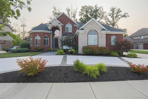 Photo of 55761 Timbers Edge Drive, Shelby Charter Township, MI 48316 (MLS # 20251041045)