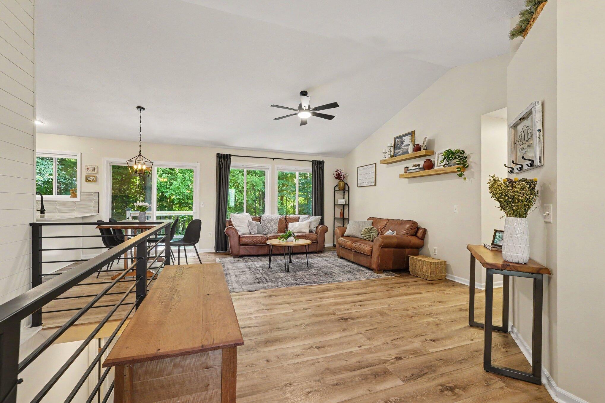 944 Oak Brook Court