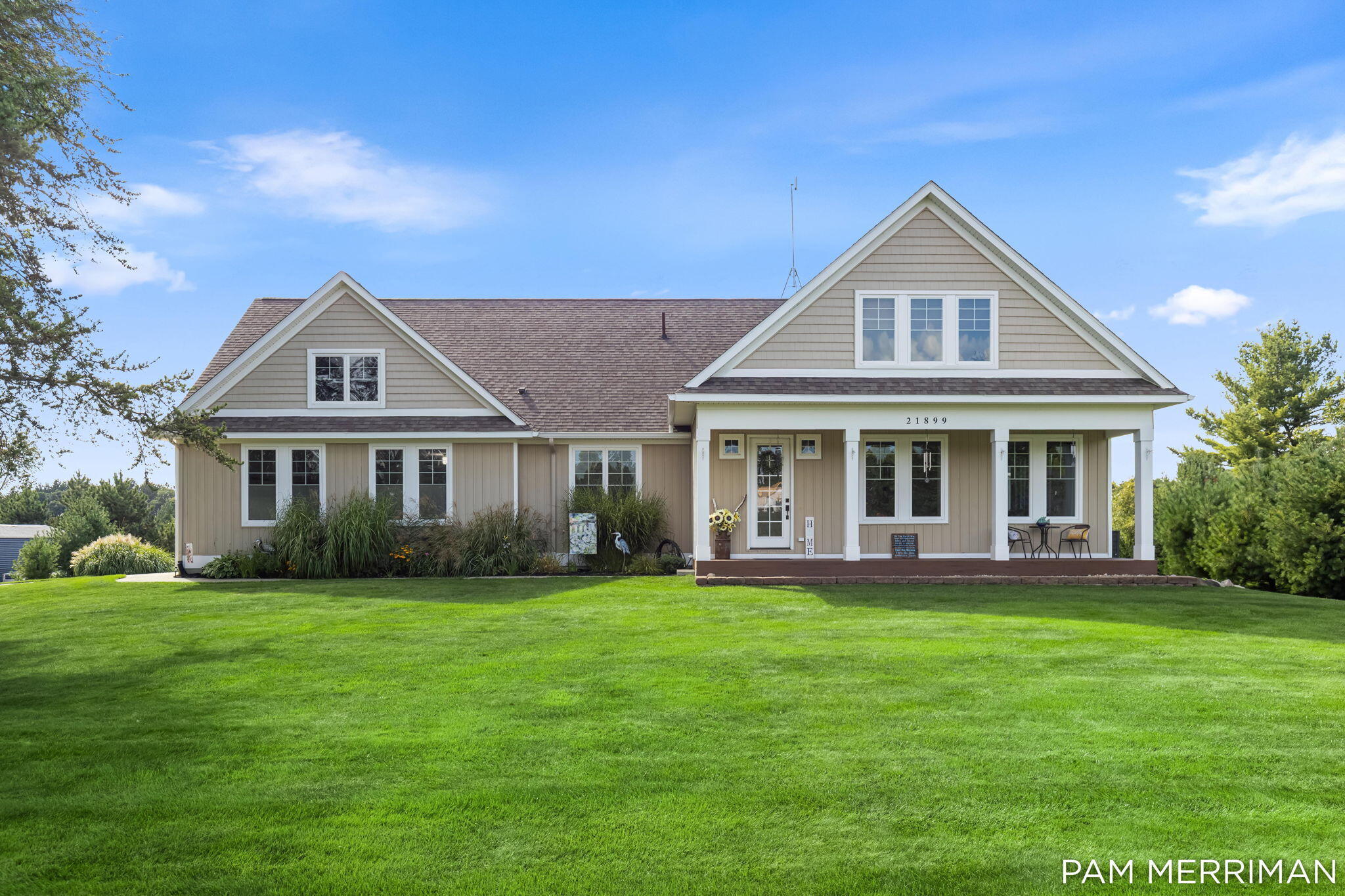 21899 Hilltop Circle