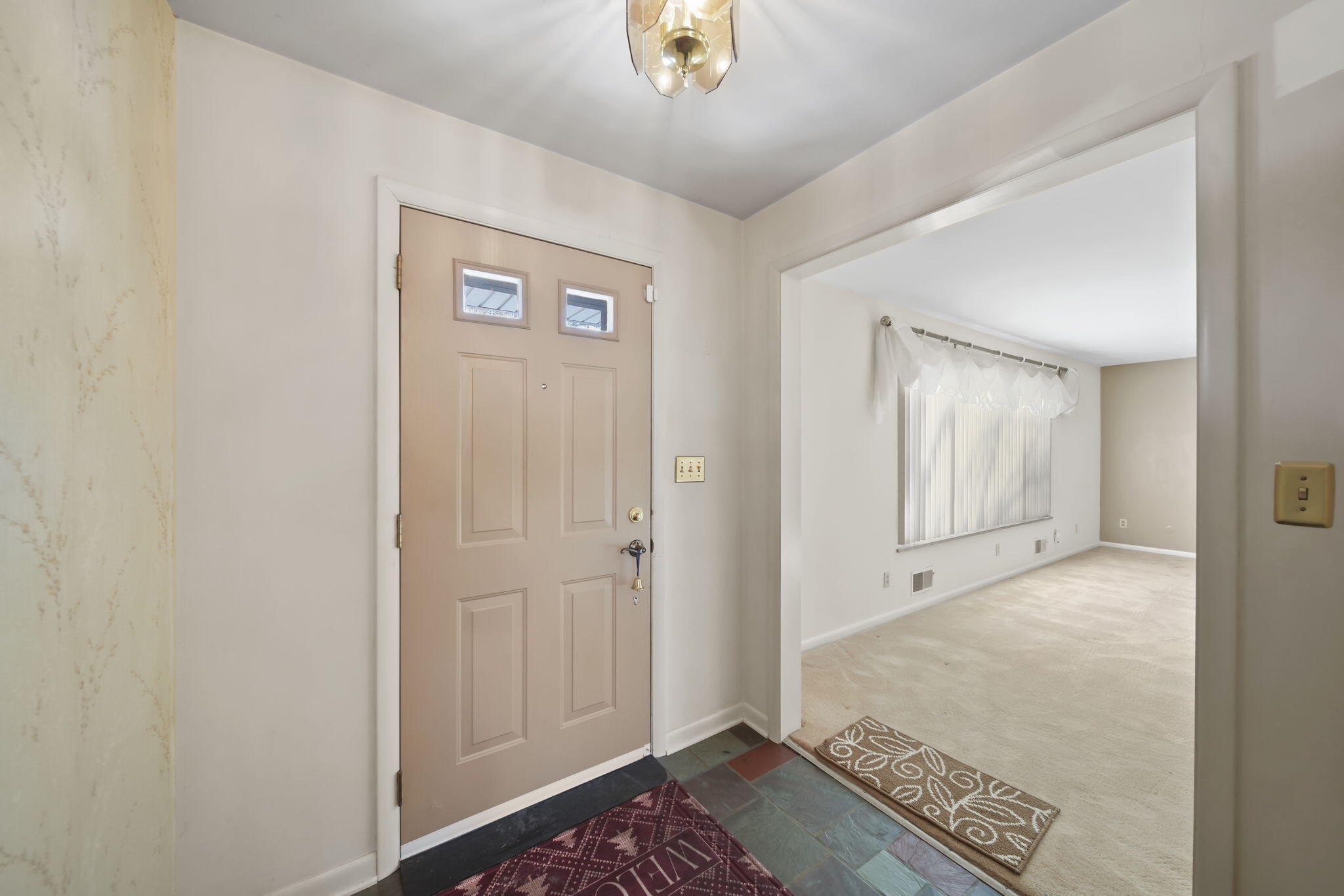 912 Halstead Boulevard