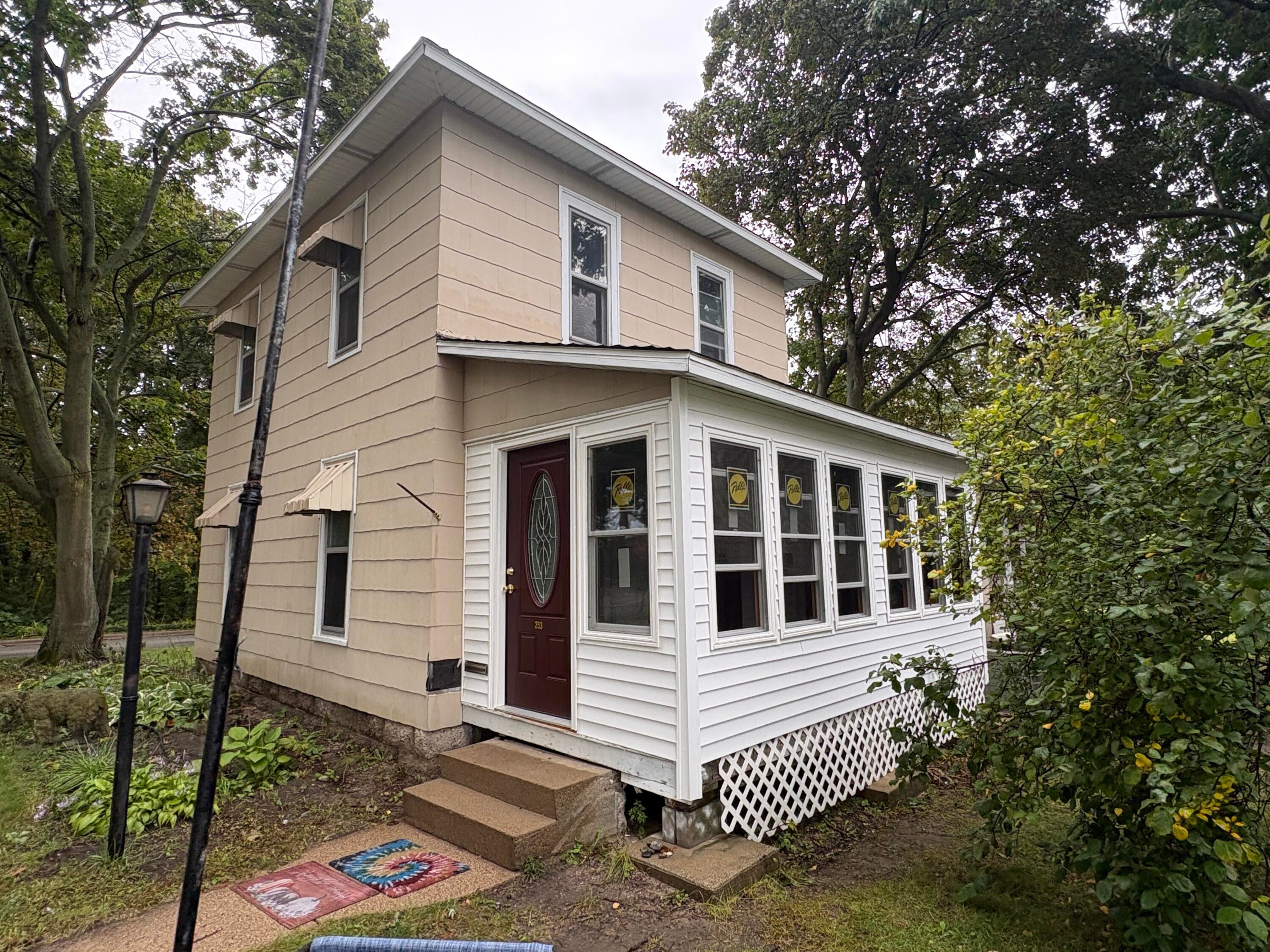 253 Pearl Street