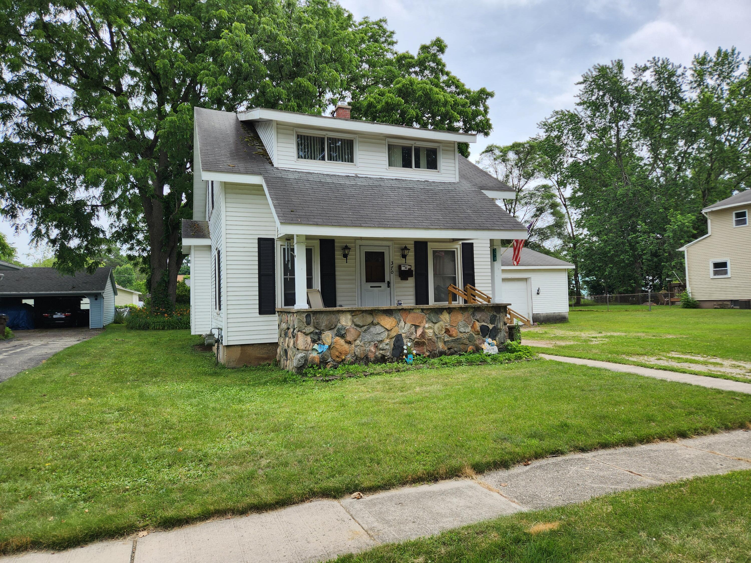 370 Sigsbee Street