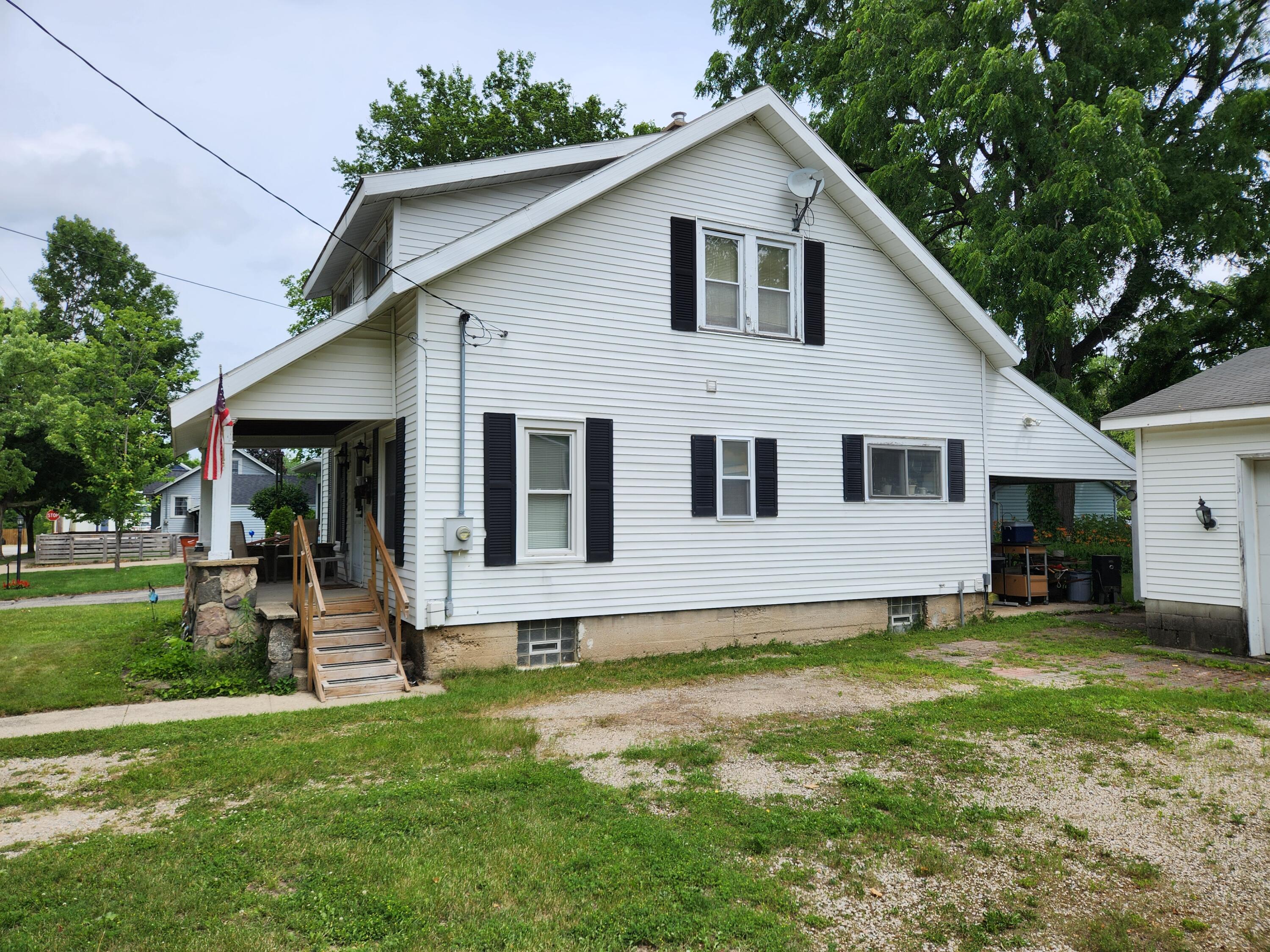 370 Sigsbee Street