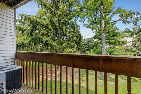 Tiny photo for 4990 Oak Hill Drive #59, Waterford Charter Township, MI 48329 (MLS # 20251023993)