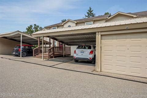 Tiny photo for 4990 Oak Hill Drive #59, Waterford Charter Township, MI 48329 (MLS # 20251023993)