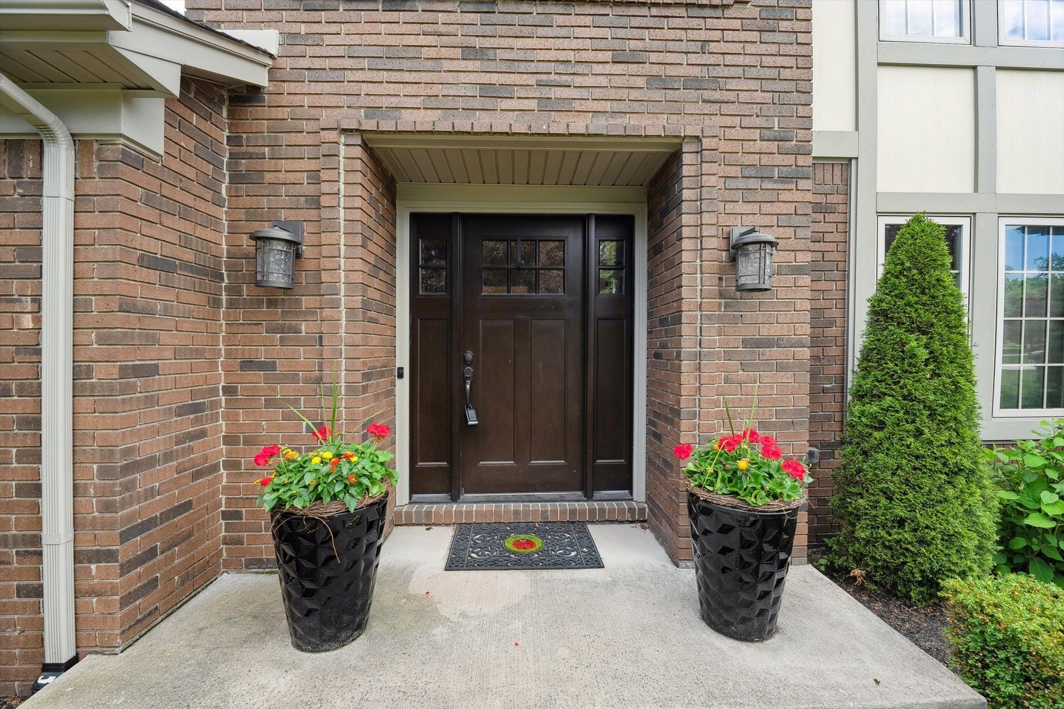 17305 LAUREL Drive