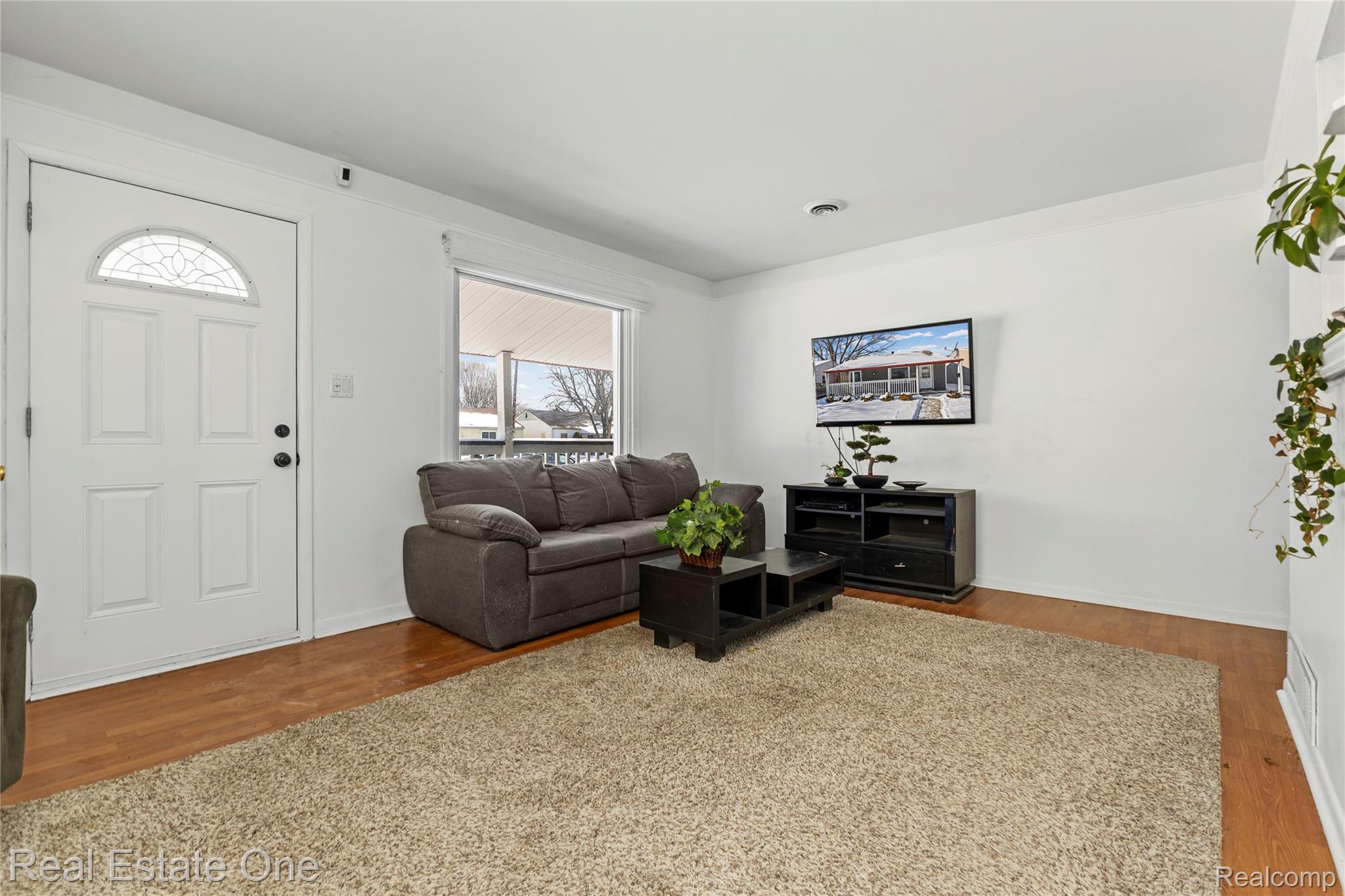 6141 Harrison Street