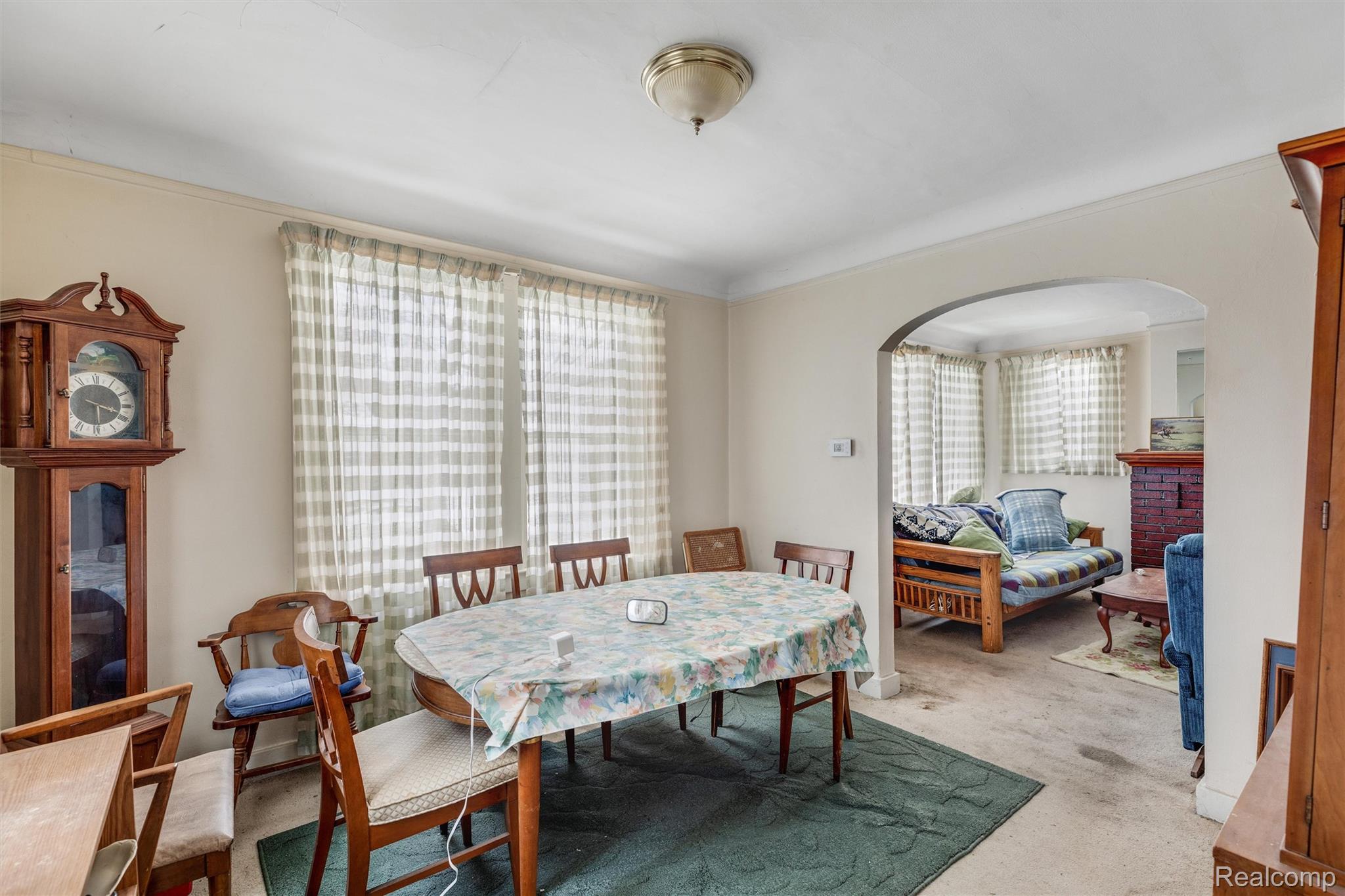 1015 W Marshall Street