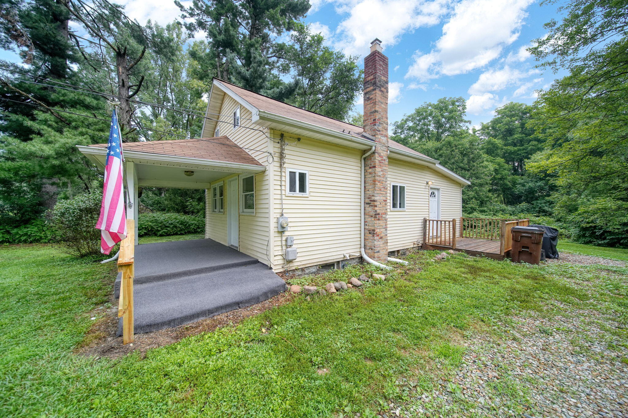 345 Woodland Avenue