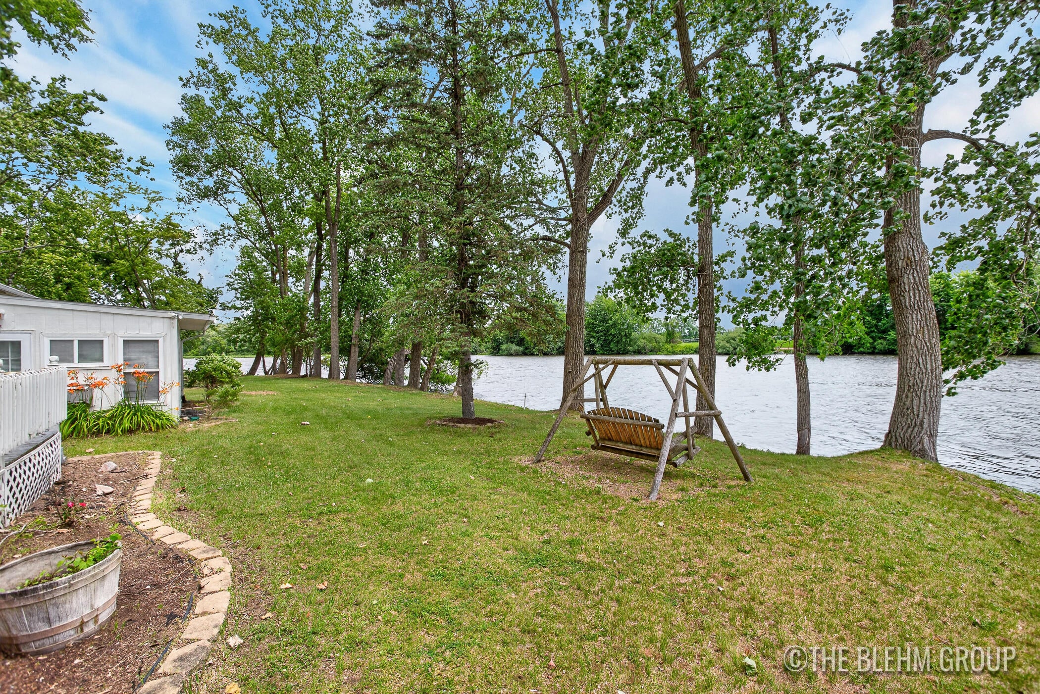 15121 Roberts Shore Drive