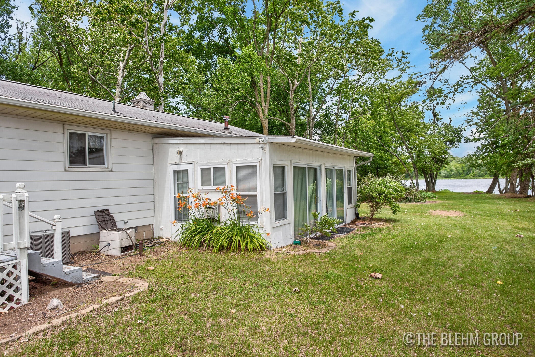 15121 Roberts Shore Drive