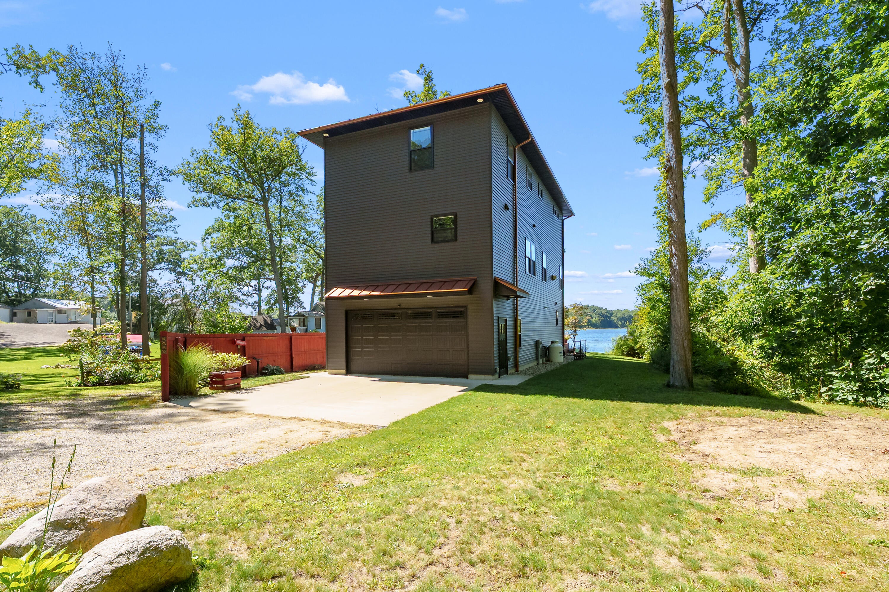 6840 Flower Drive
