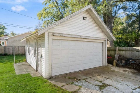 Tiny photo for 16 W 21st Street, Holland City, MI 49423 (MLS # 71026055861)