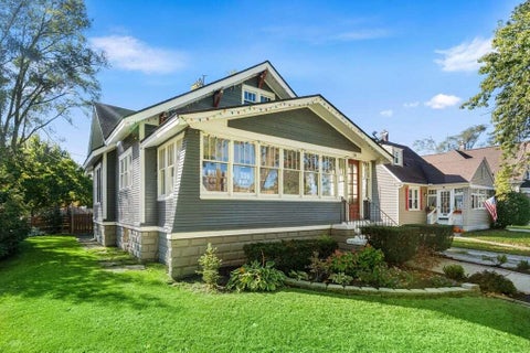 Tiny photo for 16 W 21st Street, Holland City, MI 49423 (MLS # 71026055861)