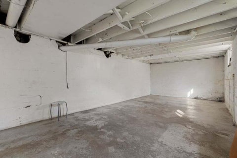 Tiny photo for 16 W 21st Street, Holland City, MI 49423 (MLS # 71026055861)
