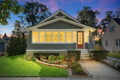Tiny photo for 16 W 21st Street, Holland City, MI 49423 (MLS # 71026055861)